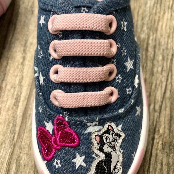 Disney Gym Shoe - Picture 3 of 5